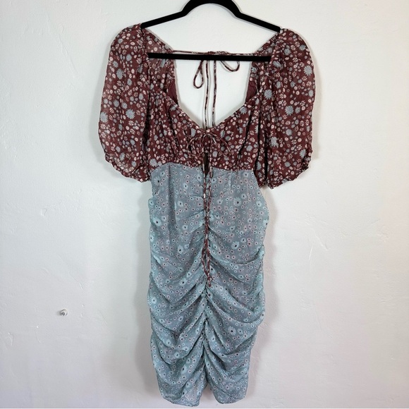 Free People Tessa Ruched Milkmaid Mixed Floral Print Mini Dress NWT - Picture 2 of 4